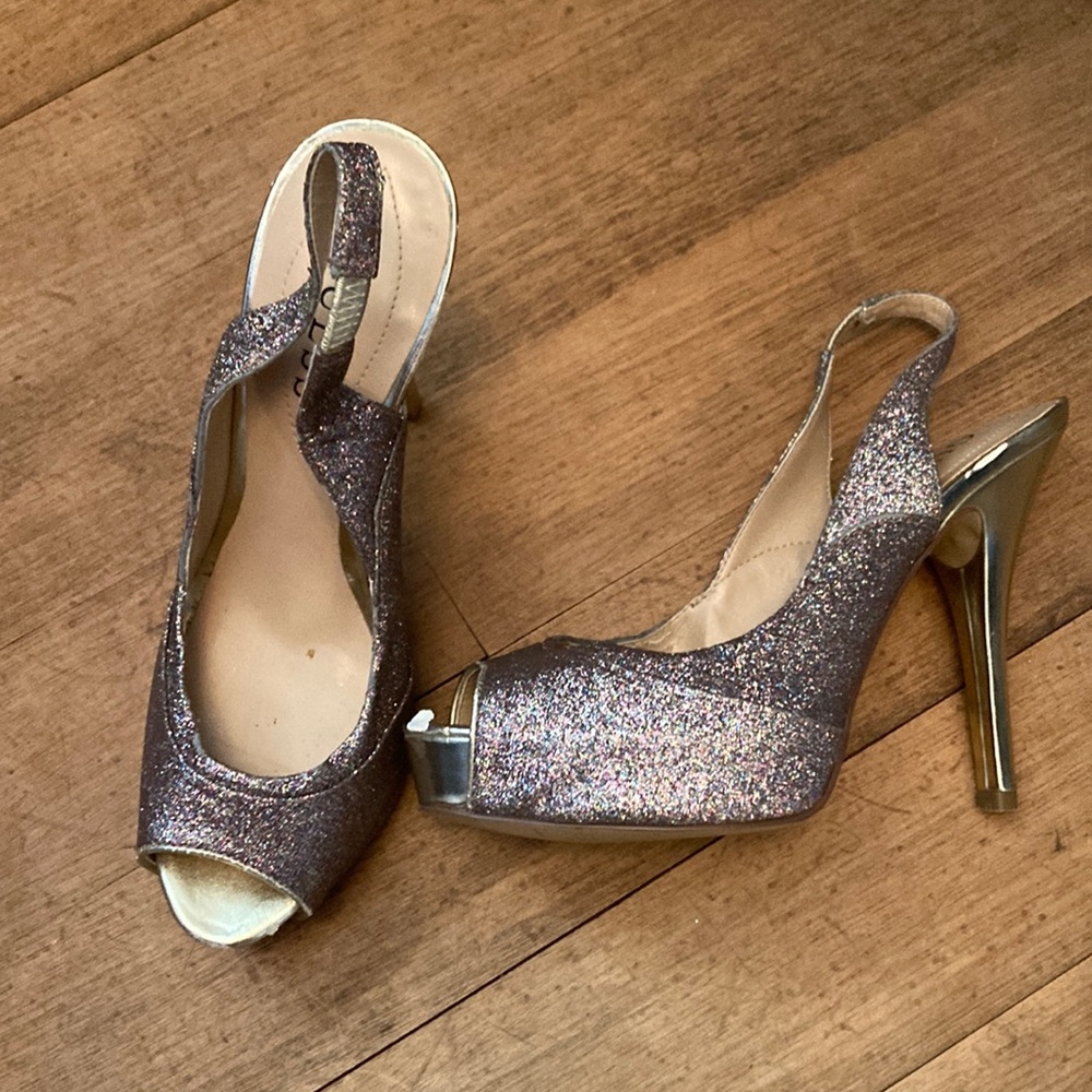 Guess heels